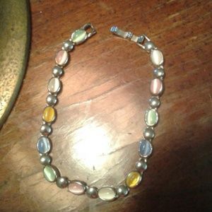 Vintage Sterling Silver 925 pastel cats and eye stone multi-color, a beauty